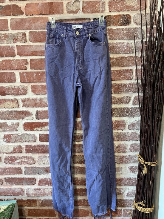 Zara Denim - Vintage-Inspired Purple Jeans